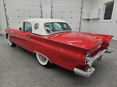 1957 Ford Thunderbird   - Photo 7 - Spring City, PA 19475