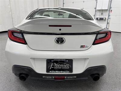2024 Toyota GR86 Premium   - Photo 6 - Spring City, PA 19475