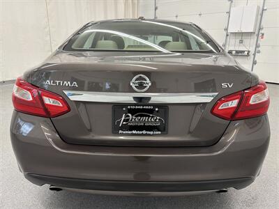 2016 Nissan Altima 2.5 SV - Photo 6 - Spring City, PA 19475