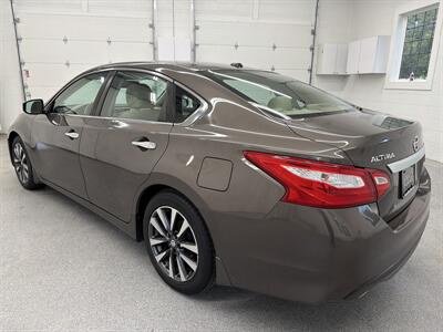2016 Nissan Altima 2.5 SV - Photo 7 - Spring City, PA 19475