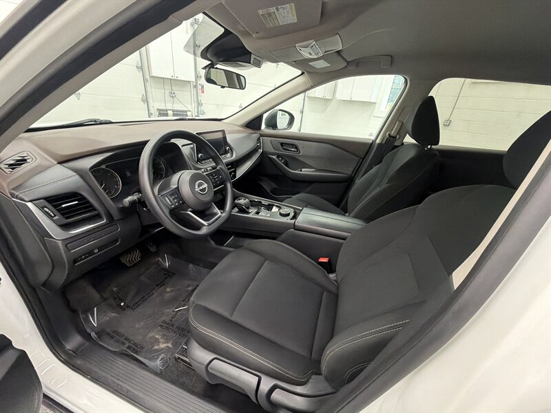 2023 Nissan Rogue S 10