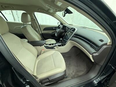 2015 Chevrolet Malibu LT - Photo 13 - Spring City, PA 19475