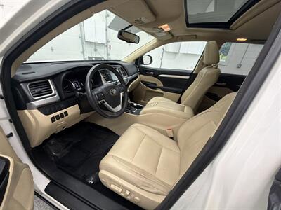 2014 Toyota Highlander XLE - Photo 10 - Spring City, PA 19475