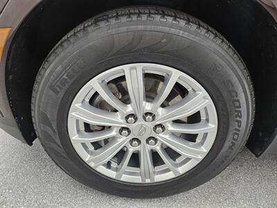 2017 Cadillac XT5   - Photo 16 - Spring City, PA 19475