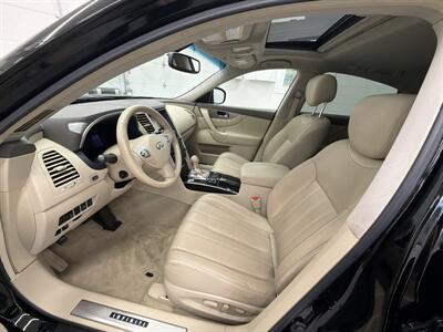 2017 INFINITI QX70   - Photo 10 - Spring City, PA 19475
