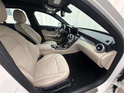 2018 Mercedes-Benz C 300 4MATIC - Photo 13 - Spring City, PA 19475