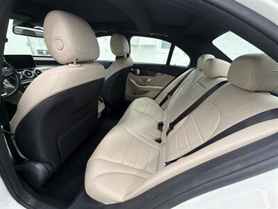 2018 Mercedes-Benz C 300 4MATIC - Photo 12 - Spring City, PA 19475