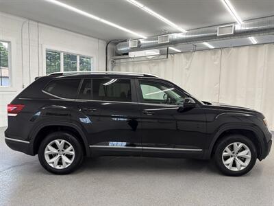 2018 Volkswagen Atlas V6 SEL 4Motion - Photo 4 - Spring City, PA 19475