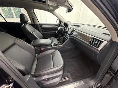 2018 Volkswagen Atlas V6 SEL 4Motion - Photo 13 - Spring City, PA 19475