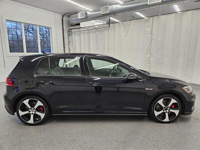 2018 Volkswagen Golf GTI SE   - Photo 3 - Spring City, PA 19475