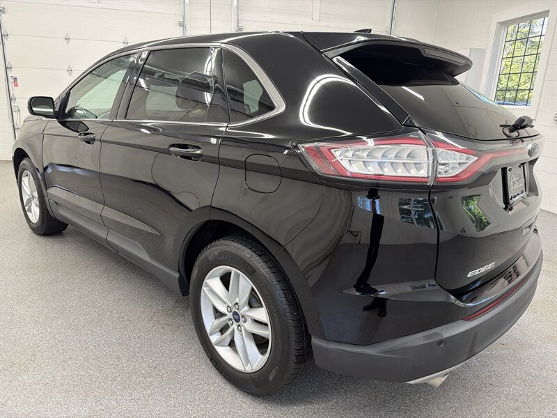 2016 Ford Edge SEL 8