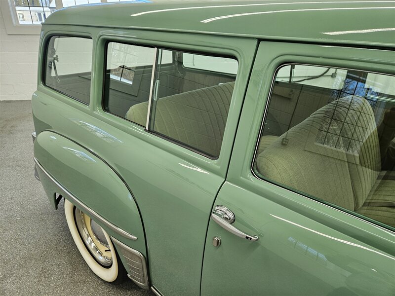 1950 Plymouth Suburban 11