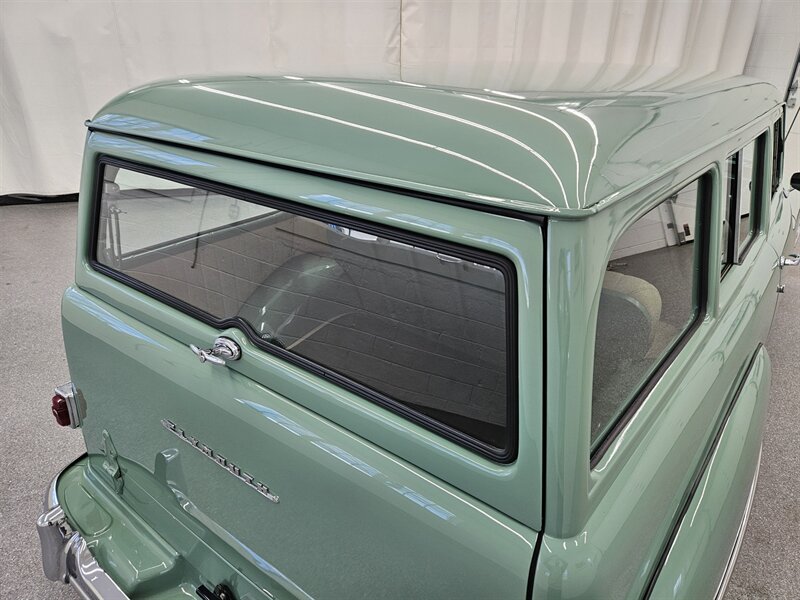 1950 Plymouth Suburban 15