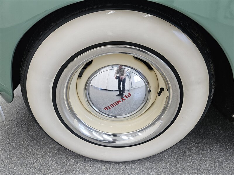1950 Plymouth Suburban 31