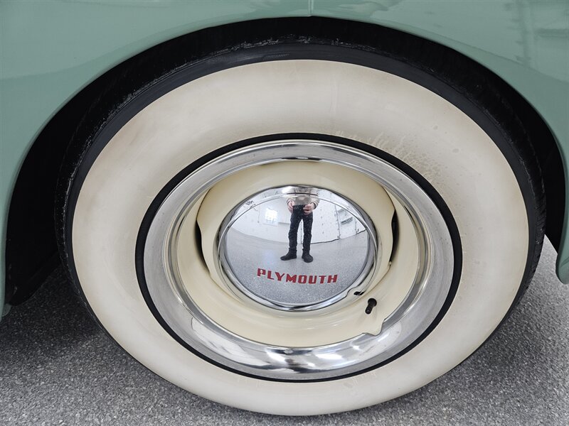 1950 Plymouth Suburban 34