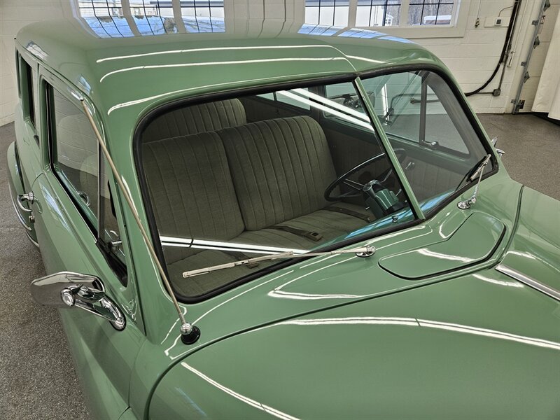 1950 Plymouth Suburban 14