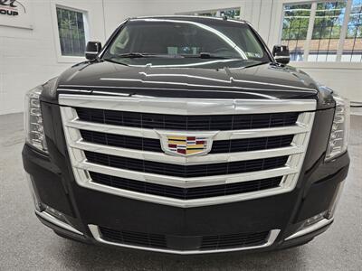 2018 Cadillac Escalade ESV Premium Luxury   - Photo 2 - Spring City, PA 19475