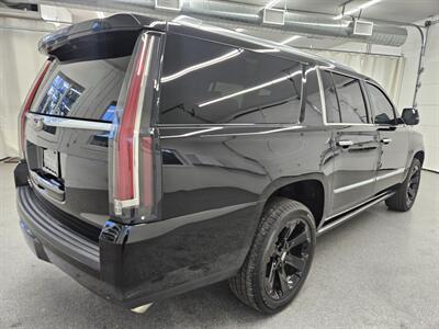 2018 Cadillac Escalade ESV Premium Luxury   - Photo 5 - Spring City, PA 19475