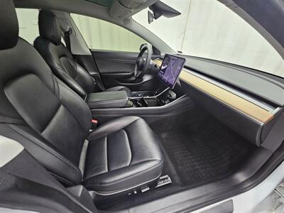 2020 Tesla Model 3 Standard Range Plus   - Photo 14 - Spring City, PA 19475