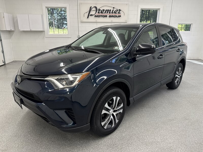 2018 Toyota RAV4 LE 2