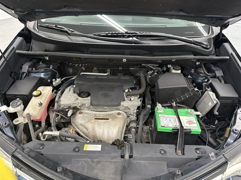 2018 Toyota RAV4 LE 10