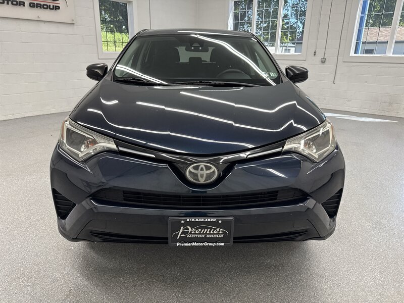 2018 Toyota RAV4 LE 3