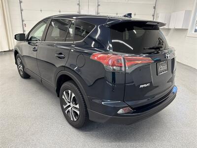 2018 Toyota RAV4 LE   - Photo 7 - Spring City, PA 19475