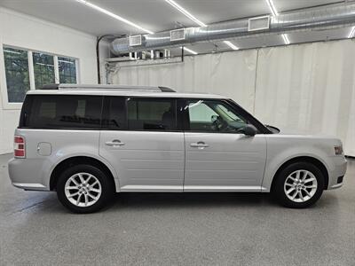 2019 Ford Flex SE   - Photo 4 - Spring City, PA 19475