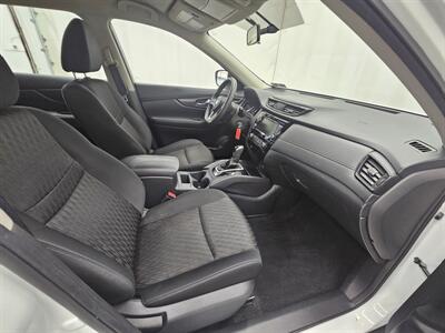 2018 Nissan Rogue SV   - Photo 13 - Spring City, PA 19475