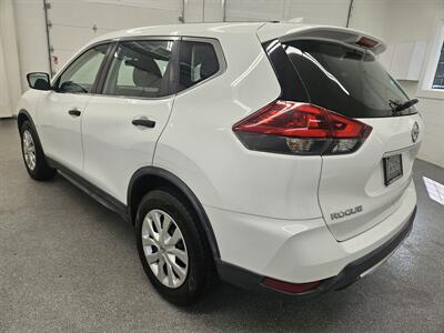2018 Nissan Rogue SV   - Photo 7 - Spring City, PA 19475