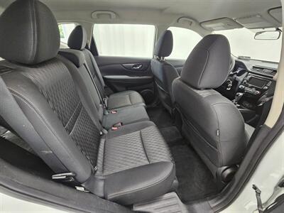 2018 Nissan Rogue SV   - Photo 14 - Spring City, PA 19475