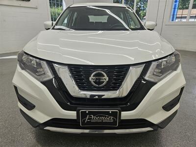 2018 Nissan Rogue SV   - Photo 1 - Spring City, PA 19475