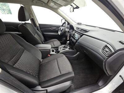 2018 Nissan Rogue SV   - Photo 13 - Spring City, PA 19475