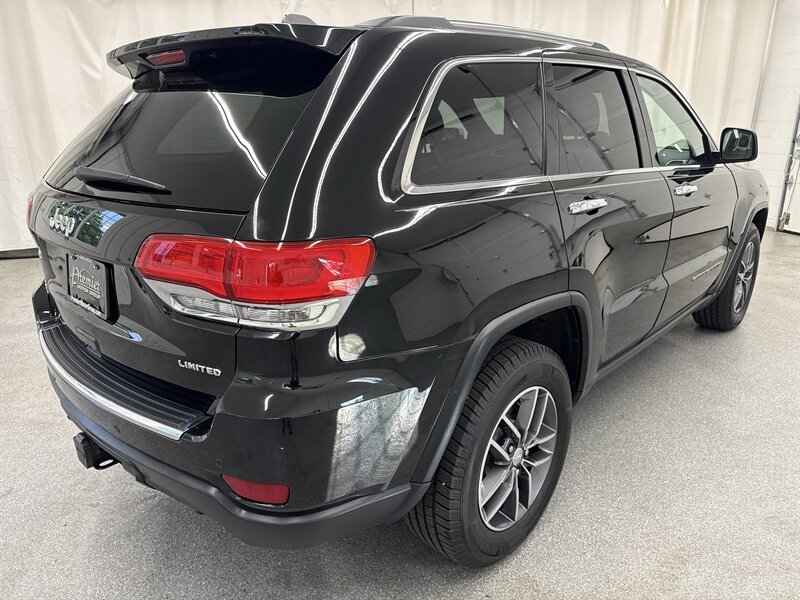2017 Jeep Grand Cherokee Limited 5
