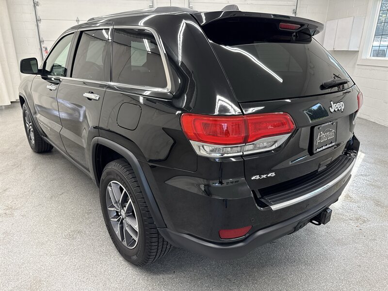2017 Jeep Grand Cherokee Limited 7