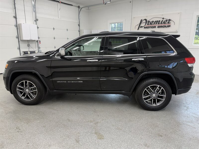 2017 Jeep Grand Cherokee Limited 8