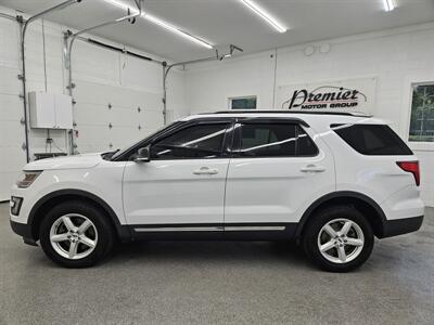 2017 Ford Explorer XLT   - Photo 8 - Spring City, PA 19475
