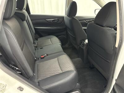 2019 Nissan Rogue S   - Photo 13 - Spring City, PA 19475
