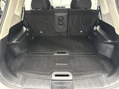 2019 Nissan Rogue S   - Photo 15 - Spring City, PA 19475