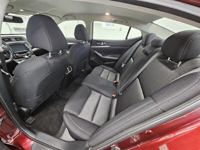 2016 Nissan Maxima 3.5 SV   - Photo 10 - Spring City, PA 19475