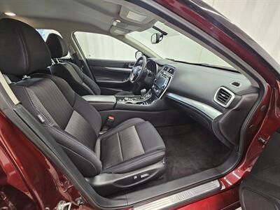 2016 Nissan Maxima 3.5 SV   - Photo 12 - Spring City, PA 19475