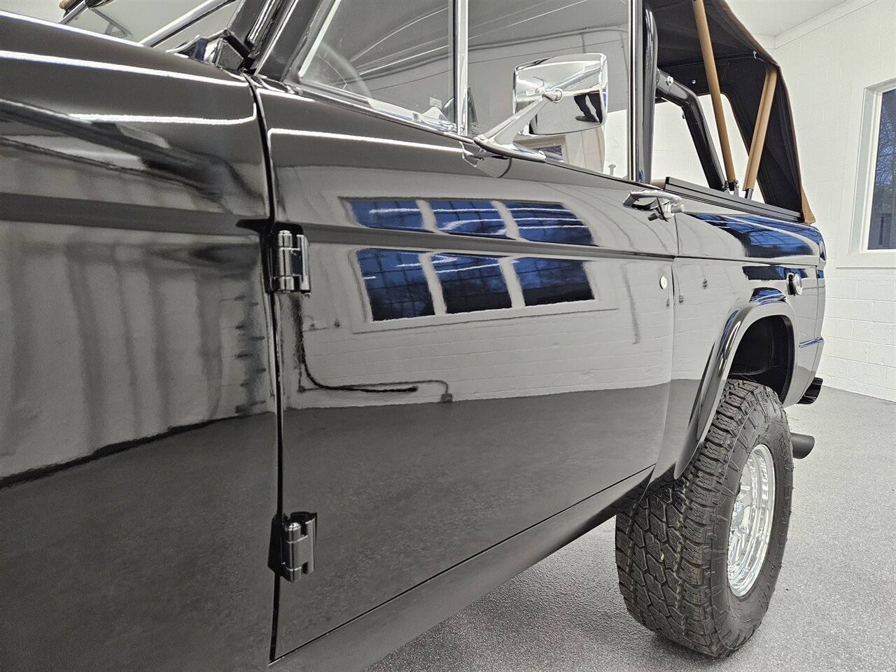 1969 Ford Bronco   - Photo 11 - Spring City, PA 19475