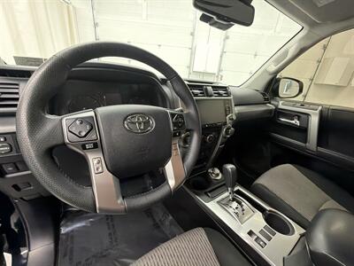 2021 Toyota 4Runner SR5   - Photo 10 - Spring City, PA 19475