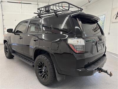 2021 Toyota 4Runner SR5   - Photo 7 - Spring City, PA 19475