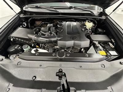 2021 Toyota 4Runner SR5   - Photo 16 - Spring City, PA 19475