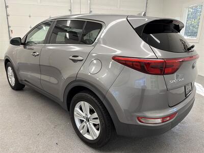 2018 Kia Sportage LX - Photo 7 - Spring City, PA 19475
