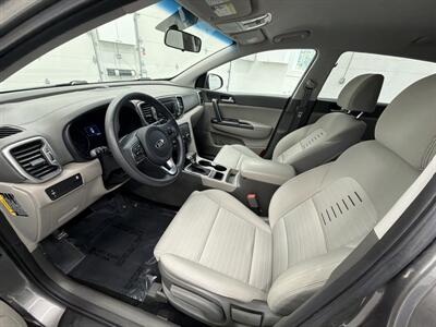 2018 Kia Sportage LX - Photo 9 - Spring City, PA 19475