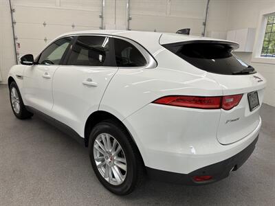 2020 Jaguar F-PACE 30t Prestige - Photo 7 - Spring City, PA 19475