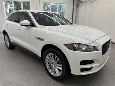 2020 Jaguar F-PACE 30t Prestige - Photo 3 - Spring City, PA 19475