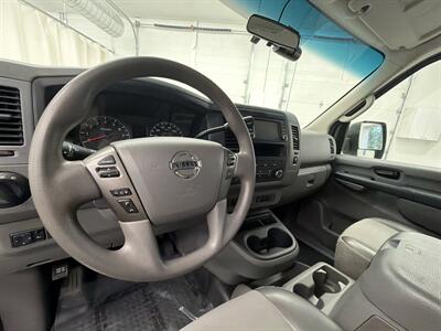 2015 Nissan NV 2500 HD SL   - Photo 11 - Spring City, PA 19475